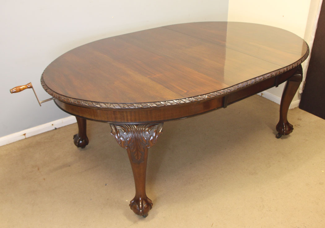 12584r8 Antique Mahogany Chippendale style Extending Dining Table, Antique Mahogany Two Leaf Extending Dining Table