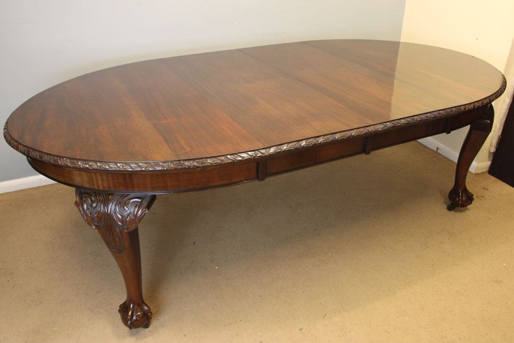 12584r9 Antique Mahogany Chippendale style Extending Dining Table, Antique Mahogany Two Leaf Extending Dining Table