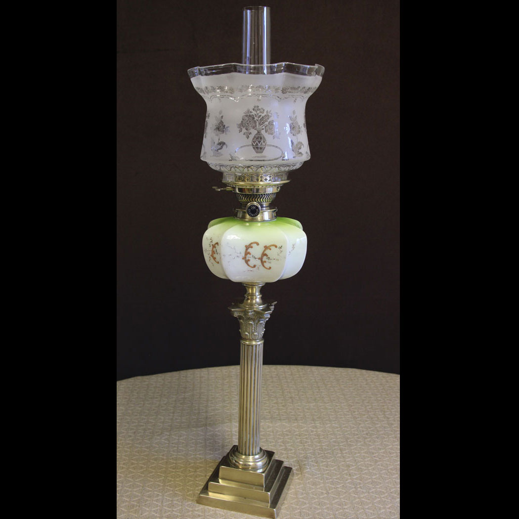 12586r01 Antique Corinthian Column Oil Lamp, Antique Corinthian Column Oil Lamp